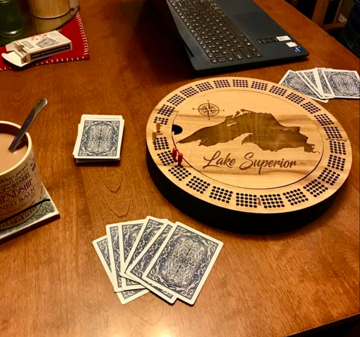 Round Cribbage board - Lake Engraved, Personlized with Lake