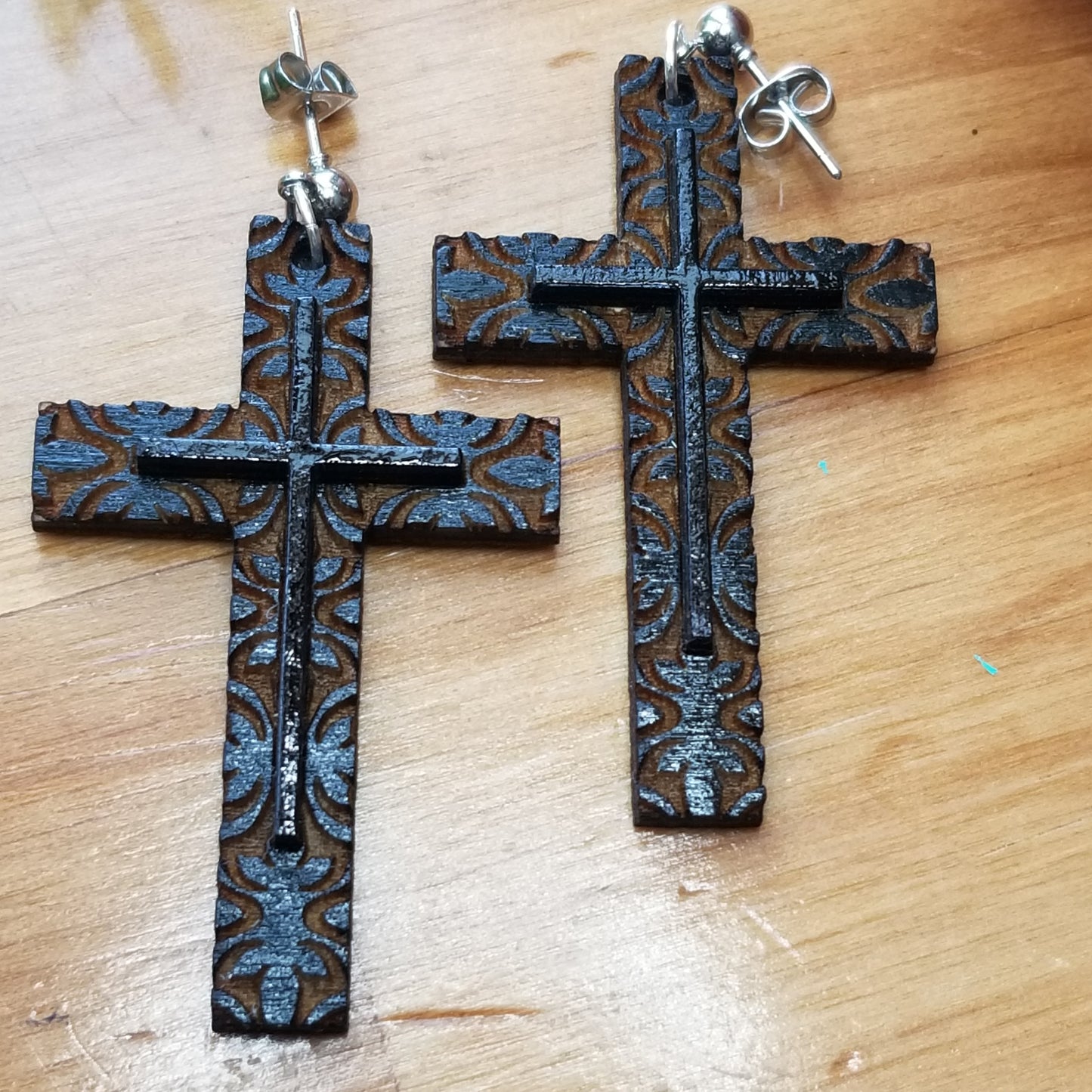 Earrings | Cross engraved earrings