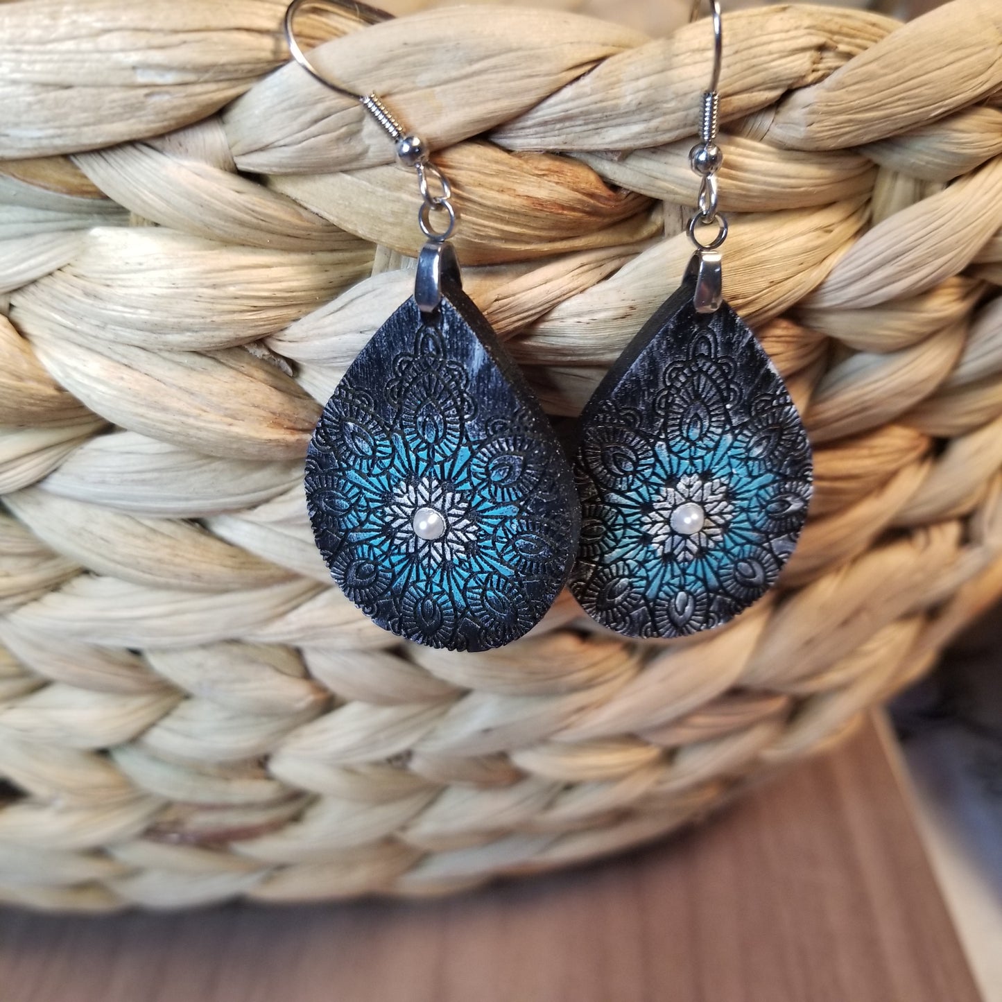 Earrings | Drop Earrings | Earrings with pearl center | Teardrop Mandala | Teal earrings | Wooden Earrings