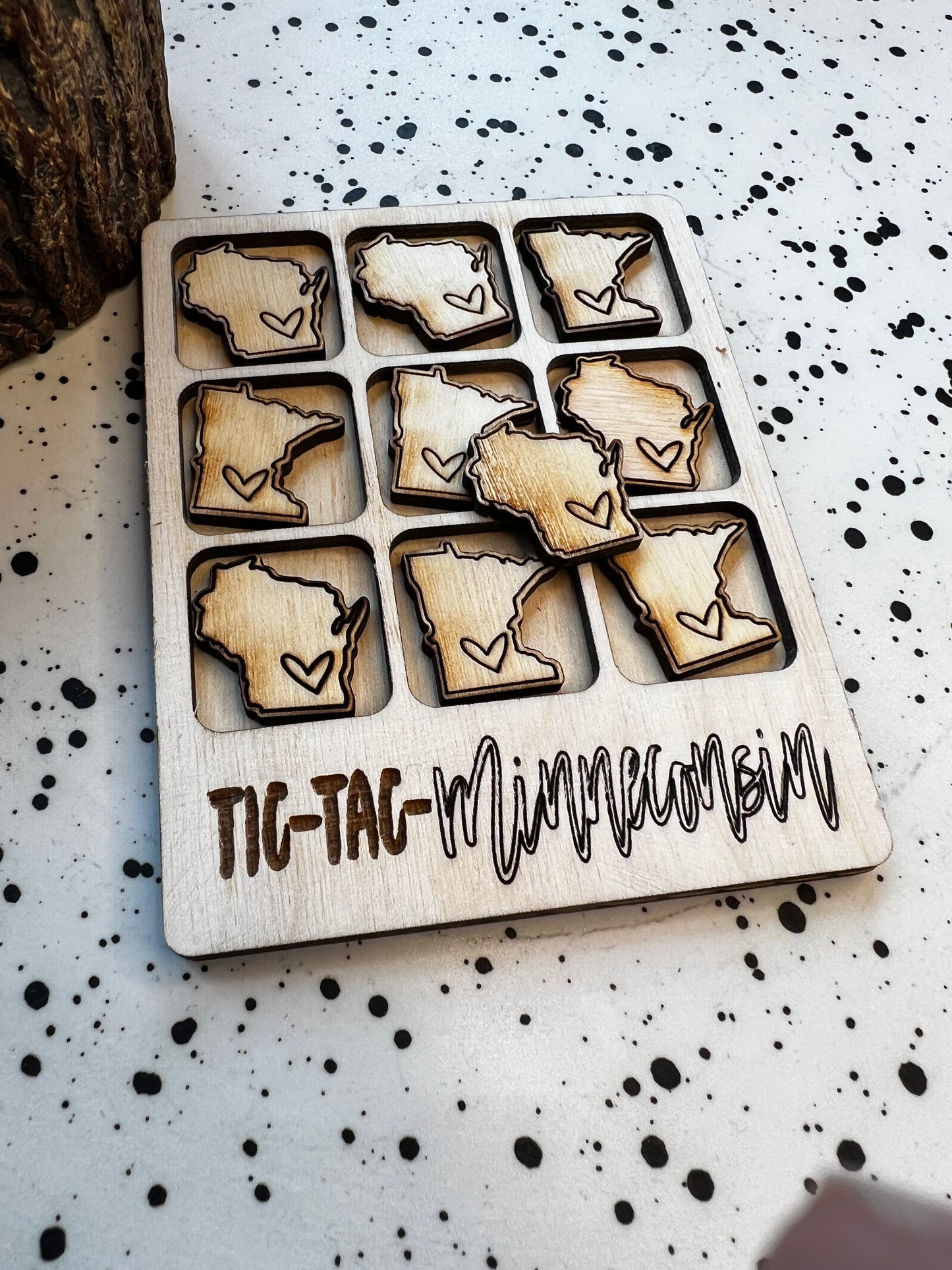 Minneconsin Tic Tac Toe